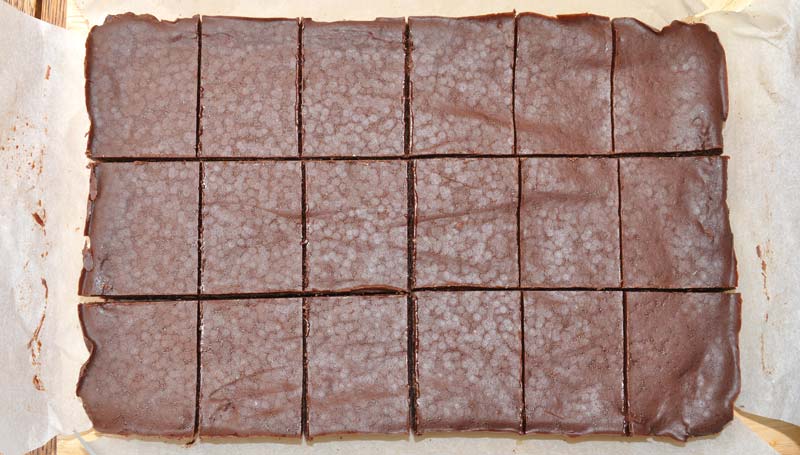Super Chocolatey Cookie Slice